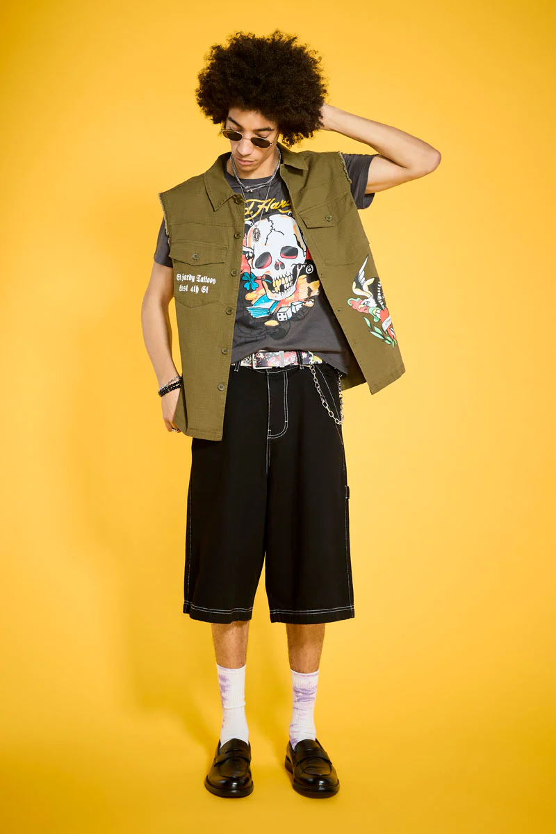 Ace Skull Throwback Graphic Tee - Image 2